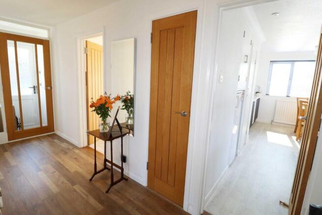Laburnum Grove, Hayling Island photo 4