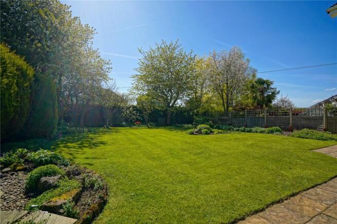 4 bed Detached for sale Image 3
