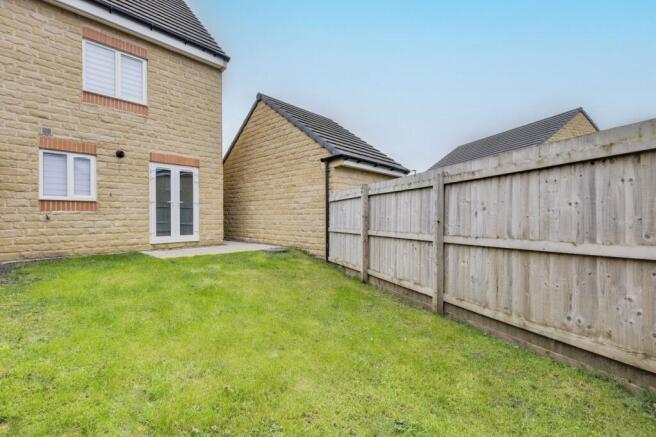 3 bed House for sale Image 12