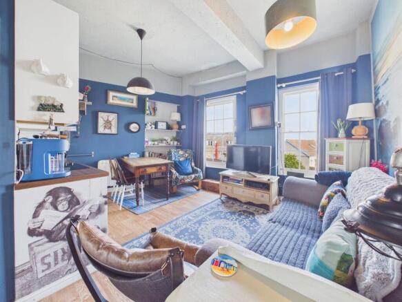 Living Room/Kitchen