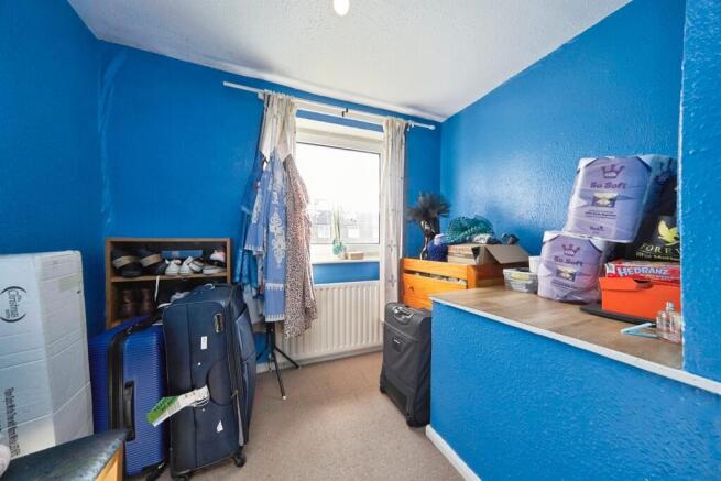 3 bed Terraced for sale Image 10
