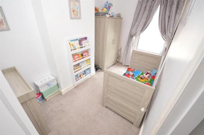 3 bed Terraced for sale Image 8