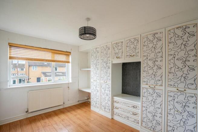 3 bed Semi-Detached for sale Image 11