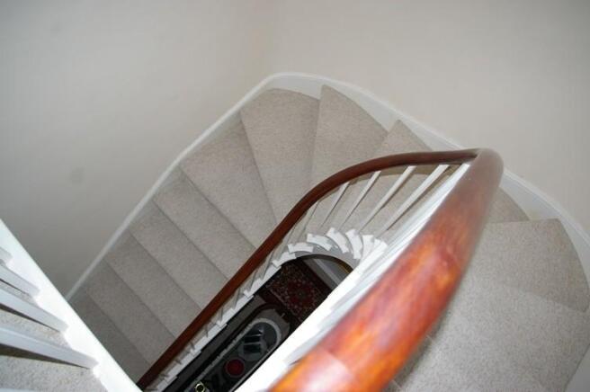 ELEGANT STAIRCASE