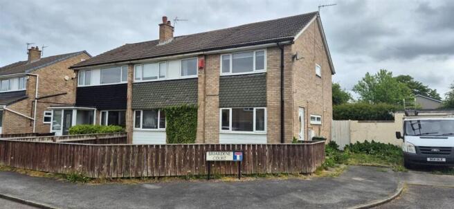 4 bed Semi-Detached for sale in stockton on tees