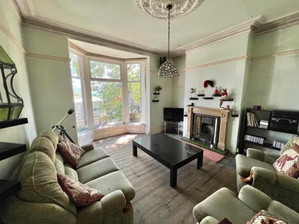3 bed Detached for sale Image 2