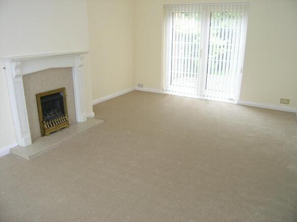 Lounge 1