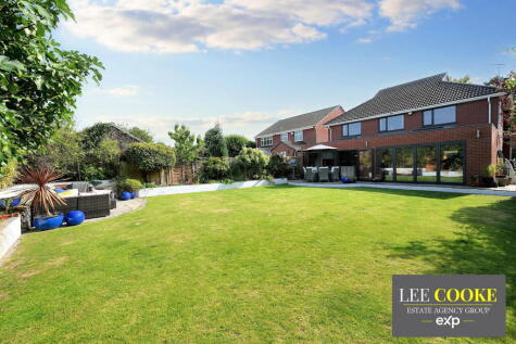 Codsall Wood Road, Codsall Wood, Wolverhampton, WV8 1QR