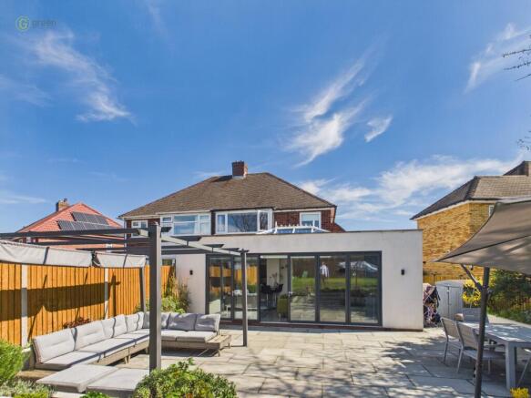 cam05459g0pr0154still060