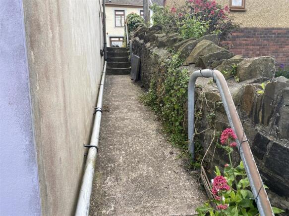 Access to Rear Garden