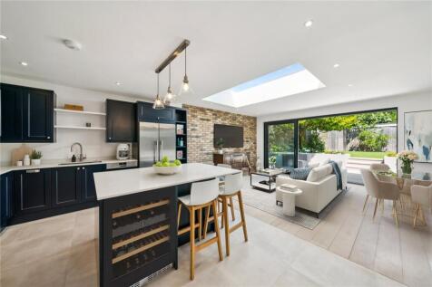 Dawnay Road, SW18