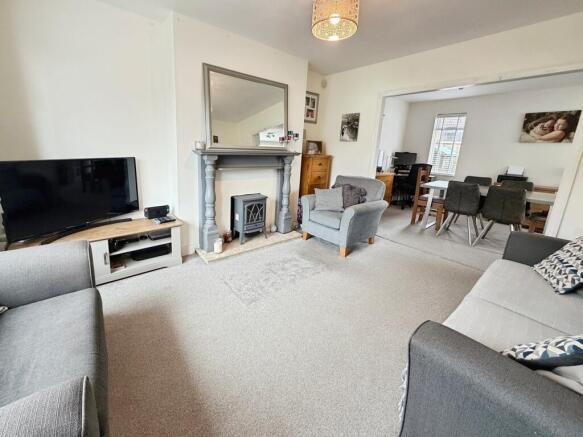 3 bed Semi-Detached for sale Image 7
