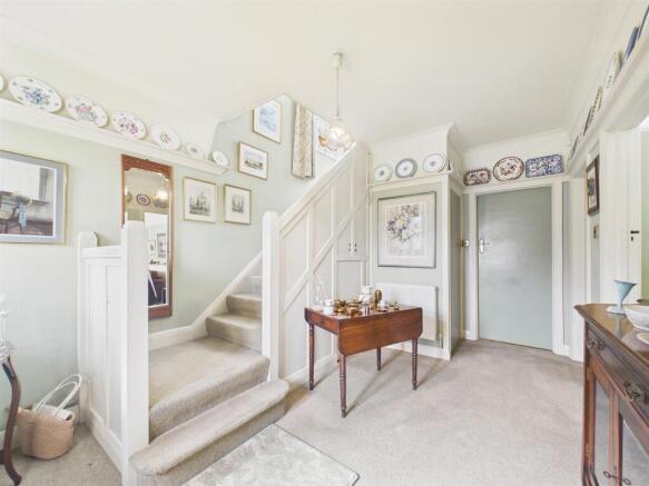 2 - Semi-detached House for Auction, Reedley Road,