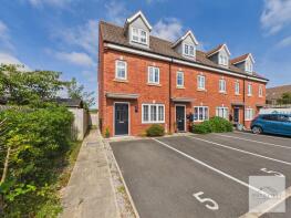 5, Avon Close, Preston PR3 0EE