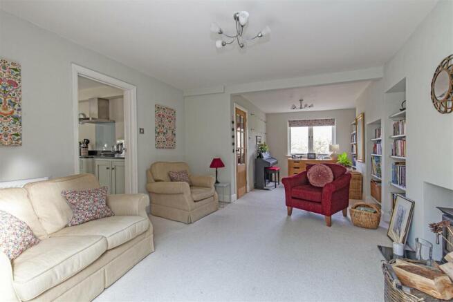 Reception Room-1.jpg