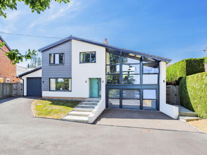 Racecourse Lane, Bicton Heath, Shrewsbury, SY3 5BJ