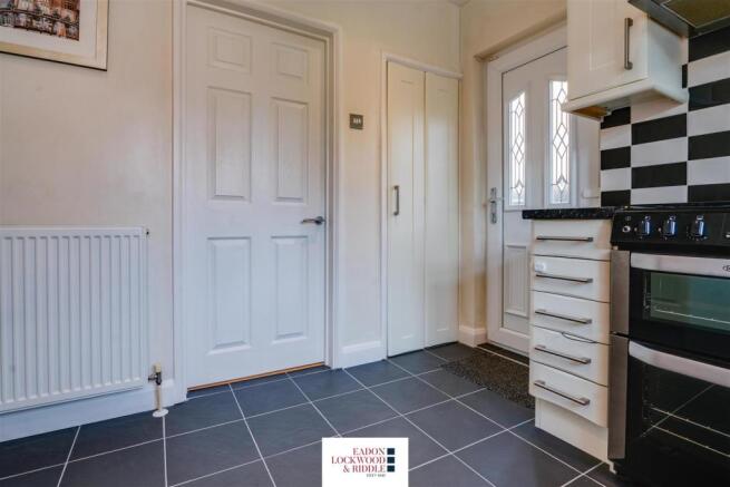 Kitchen 4.jpg