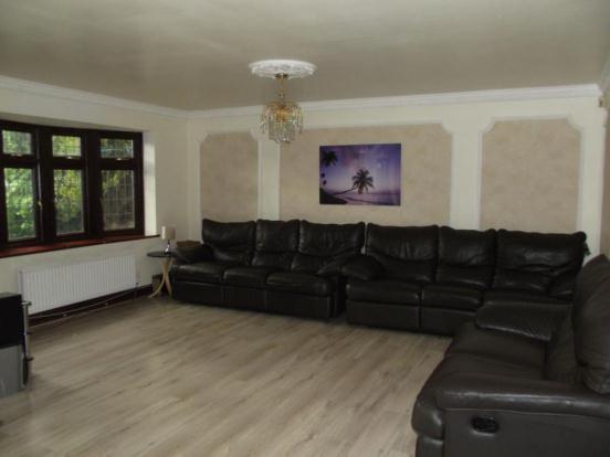 Through Lounge