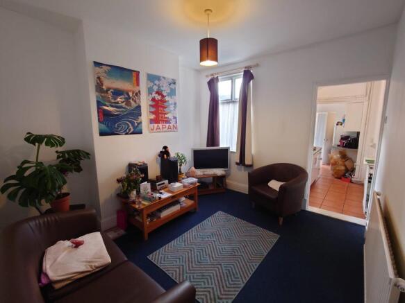 Student Digs - Leopo