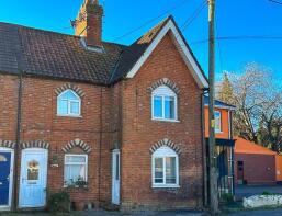 4, Newtown Cottages, Winchester Road, Southampton SO32 1BE