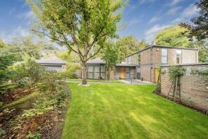 20, St Georges Close, Edgbaston, Birmingham B15 3TP