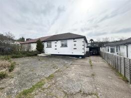 115, Chiltern Avenue, Bushey WD23 4QE