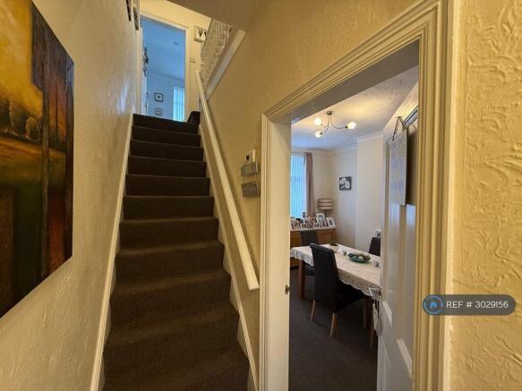 2 bed Semi-Detached to rent Image 7