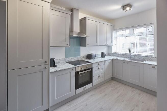3 bed Apartment for sale Image 7