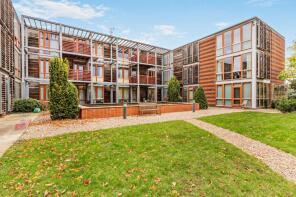 8, Meadowcroft, Lynfield Lane, Cambridge CB4 1DQ
