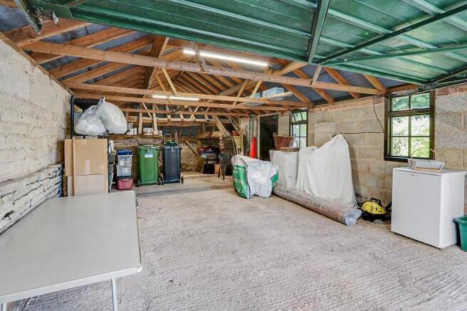 Garage / Workshop