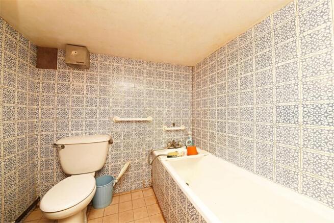 Photo 10