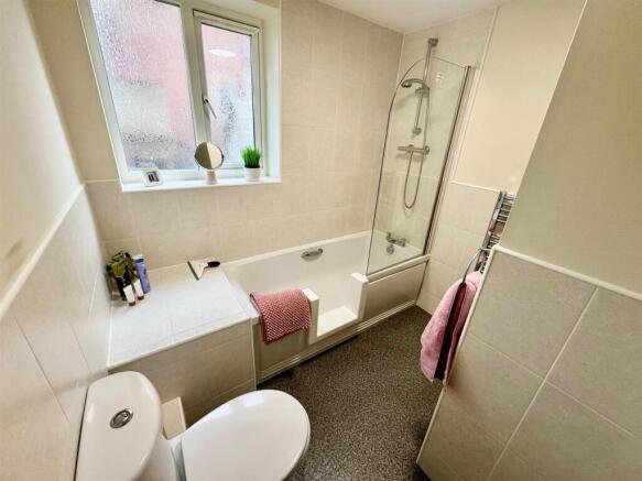 1 bed Flat for sale Image 8