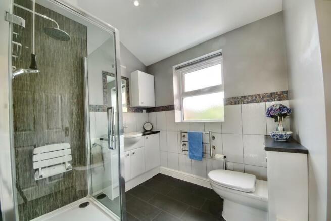 Shower Room.jpg