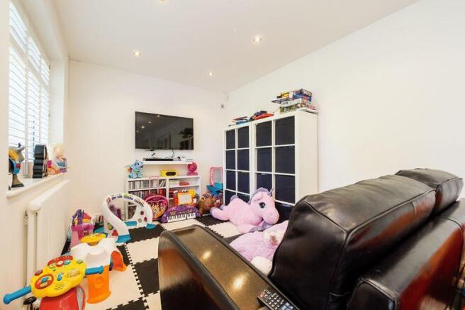 Play Room/Cons...