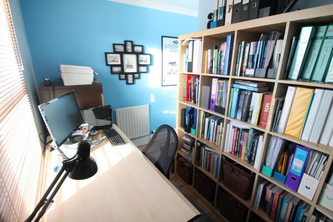 Photo 9