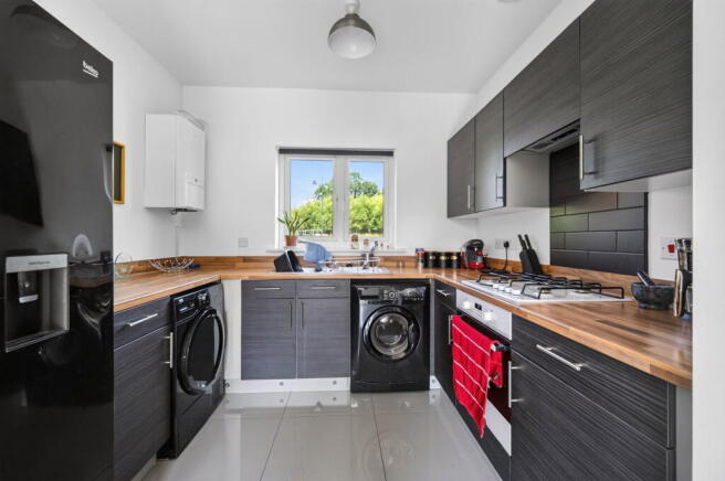 Trem Gwlad Yr Haf,Coity,Bridgend,CF35 6HG photo 4
