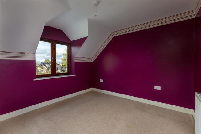 2 bed Semi-Detached for sale Image 8