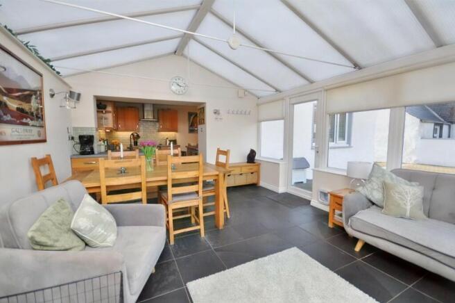 Dining Garden Room