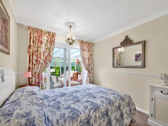 2 bed Detached Bungalow for sale Image 11