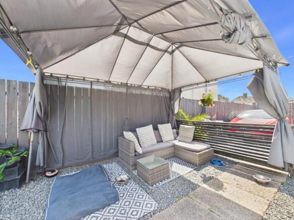 3 bed Semi-Detached for sale Image 12