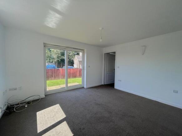 4 bed Detached for sale Image 4