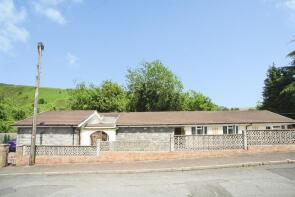Tir Graig Fach Bungalow, The Avenue, Pont-y-gwaith, Ferndale CF43 3LN