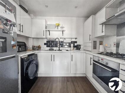 Eglington Drive, Wainscott, Kent, ME3