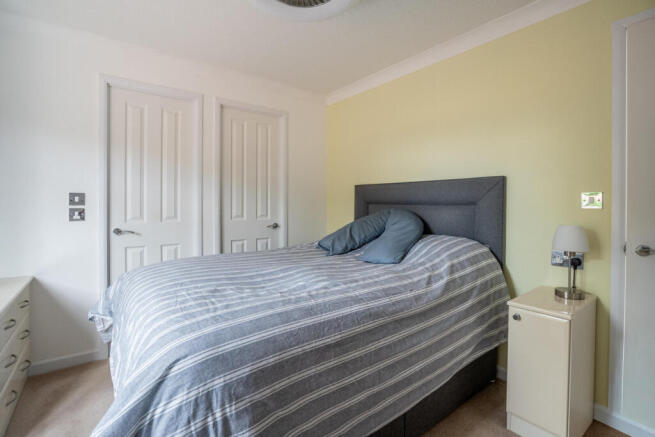2 bed Detached Bungalow for sale Image 7