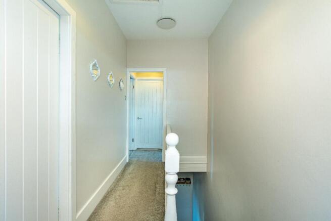 2 bed Terraced for sale Image 10
