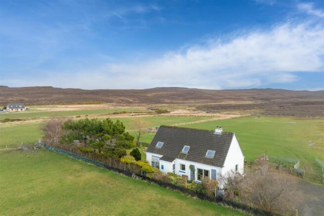 2-Aerial shot of 9 South Erradale.jpg