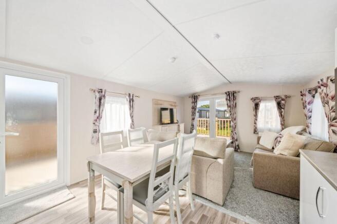 2 bed Lodge for sale Image 7