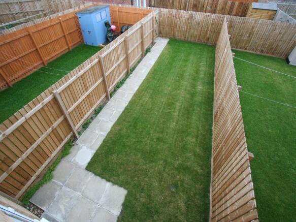 3 bed Terraced for sale Image 9