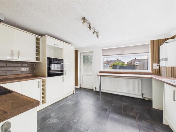 3 bed End of Terrace for sale Image 4