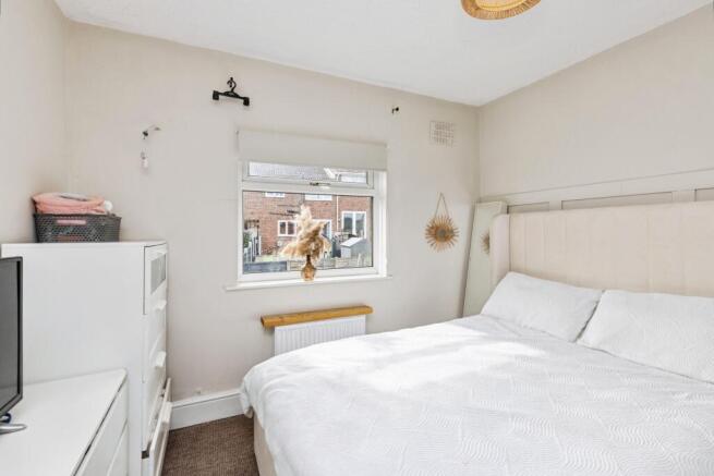 3 bed Semi-Detached for sale Image 6